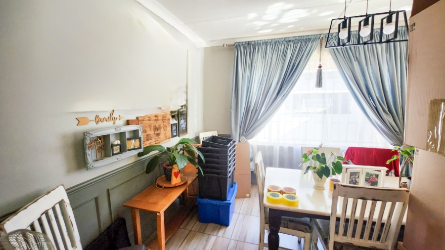 2 Bedroom Property for Sale in Meiringspark North West